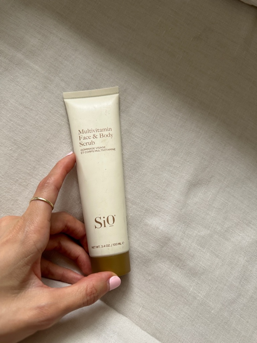 Multivitamin Face & Body Scrub